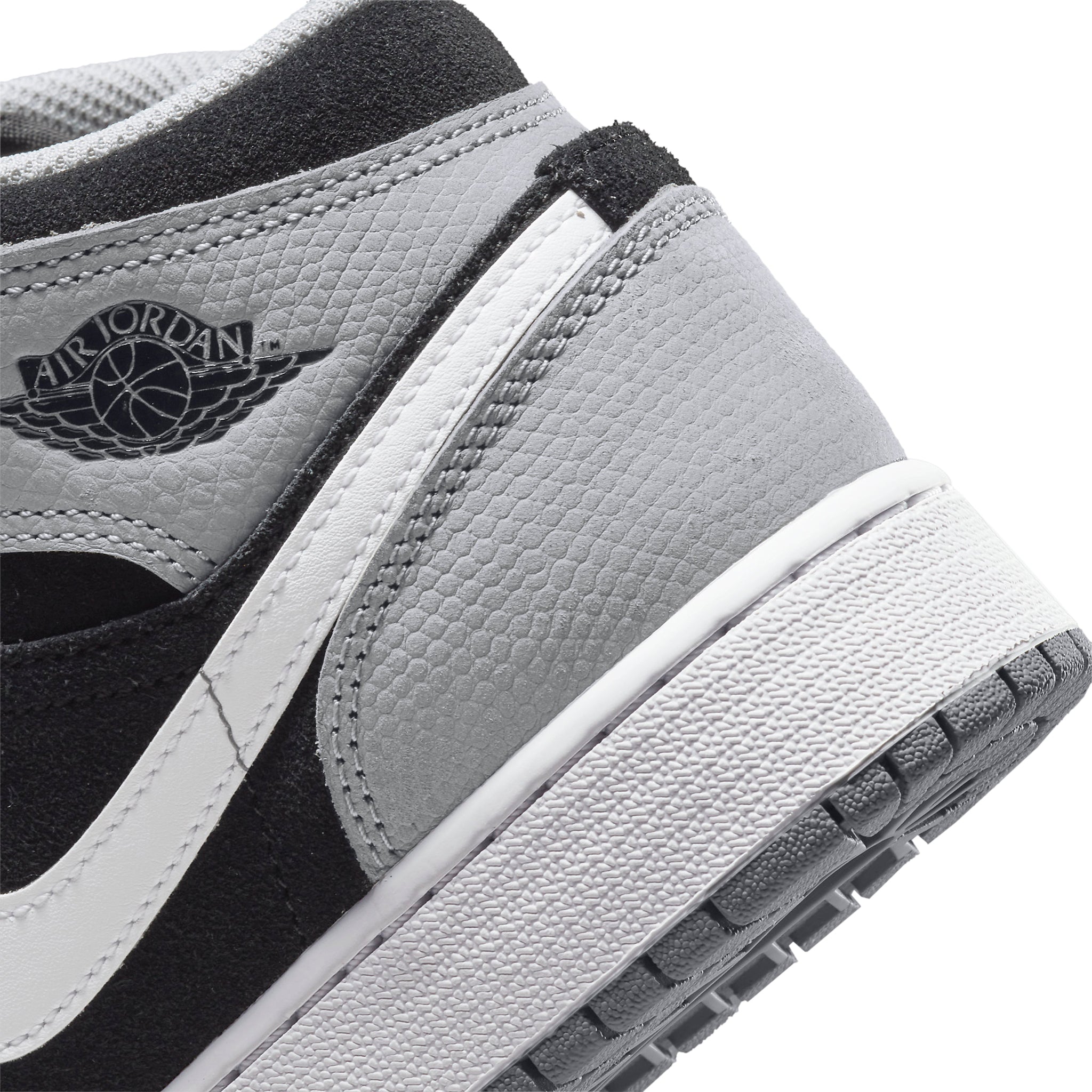 Wings logo view of Air Jordan 1 Mid SE Elephant Print (GS) DM6216-016